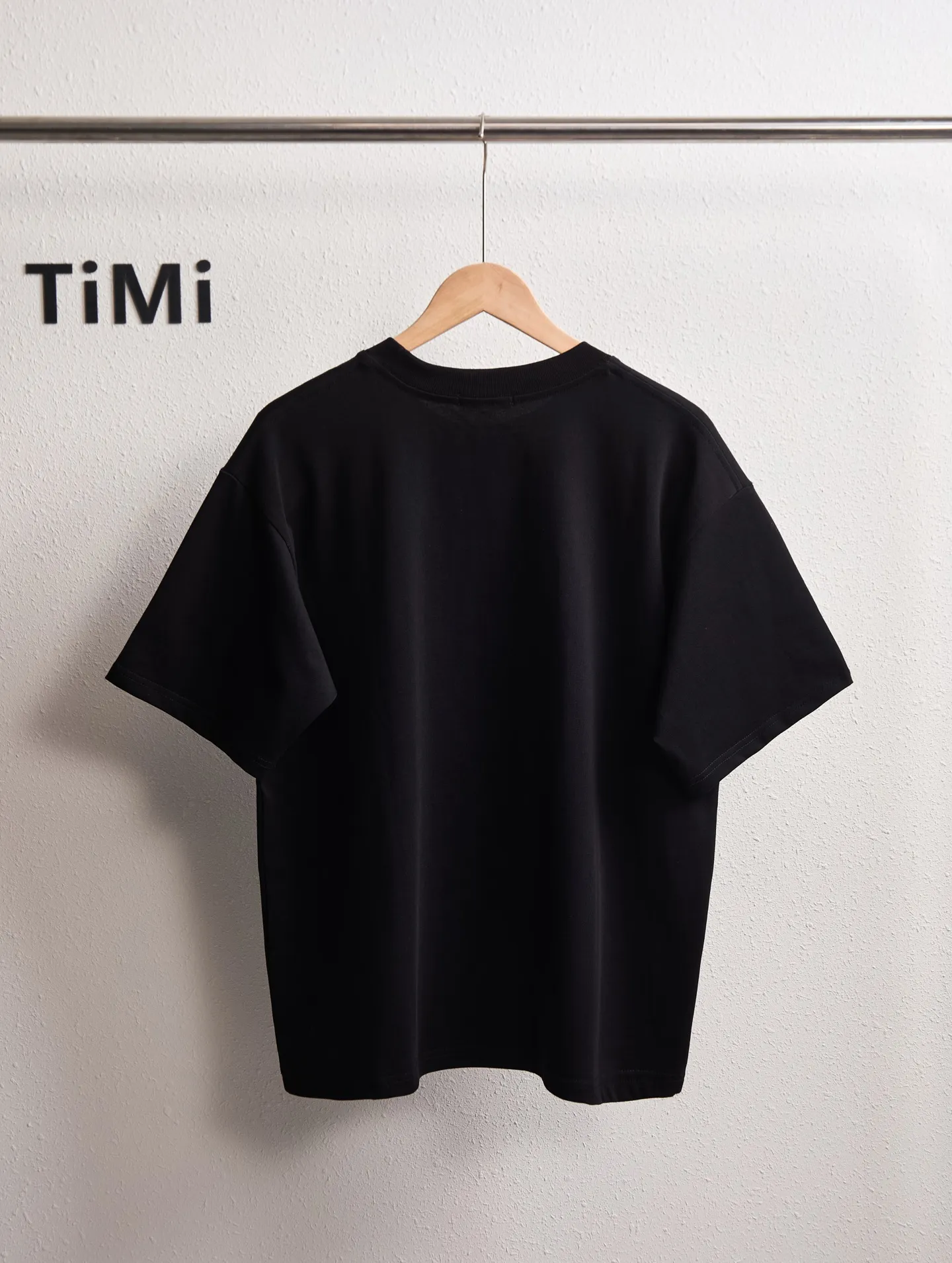 TM Classic ： 32 ： Hot Sale os ：White Black Size：S M L XL